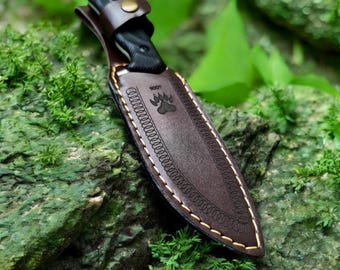 Custom Full Tang Bushcraft Knife – Handmade Hunting Blade with Corian Handle & Leather Sheath – Outdoor Survival Knife Gift