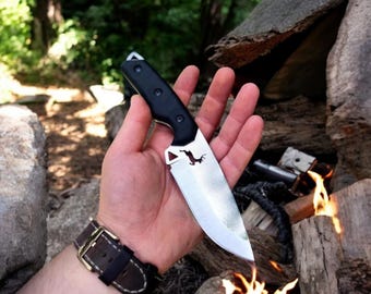 Handmade Bushcraft Knife – Full Tang Survival Knife with Corian Handle, Leather Sheath, Camping & Hunting Gift for Him