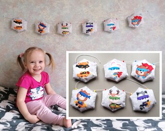 スーパーヒーロー柄の子供部屋用布製ガーランド、キツネ、シカ、アライグマ、クマの手作り壁飾りバナー