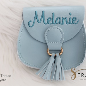 Joli sac à bandoulière personnalisé pour petites filles, sac à main bleu poussière personnalisé avec nom, cadeaux de Pâques pour les filles, sac en cuir végétalien avec