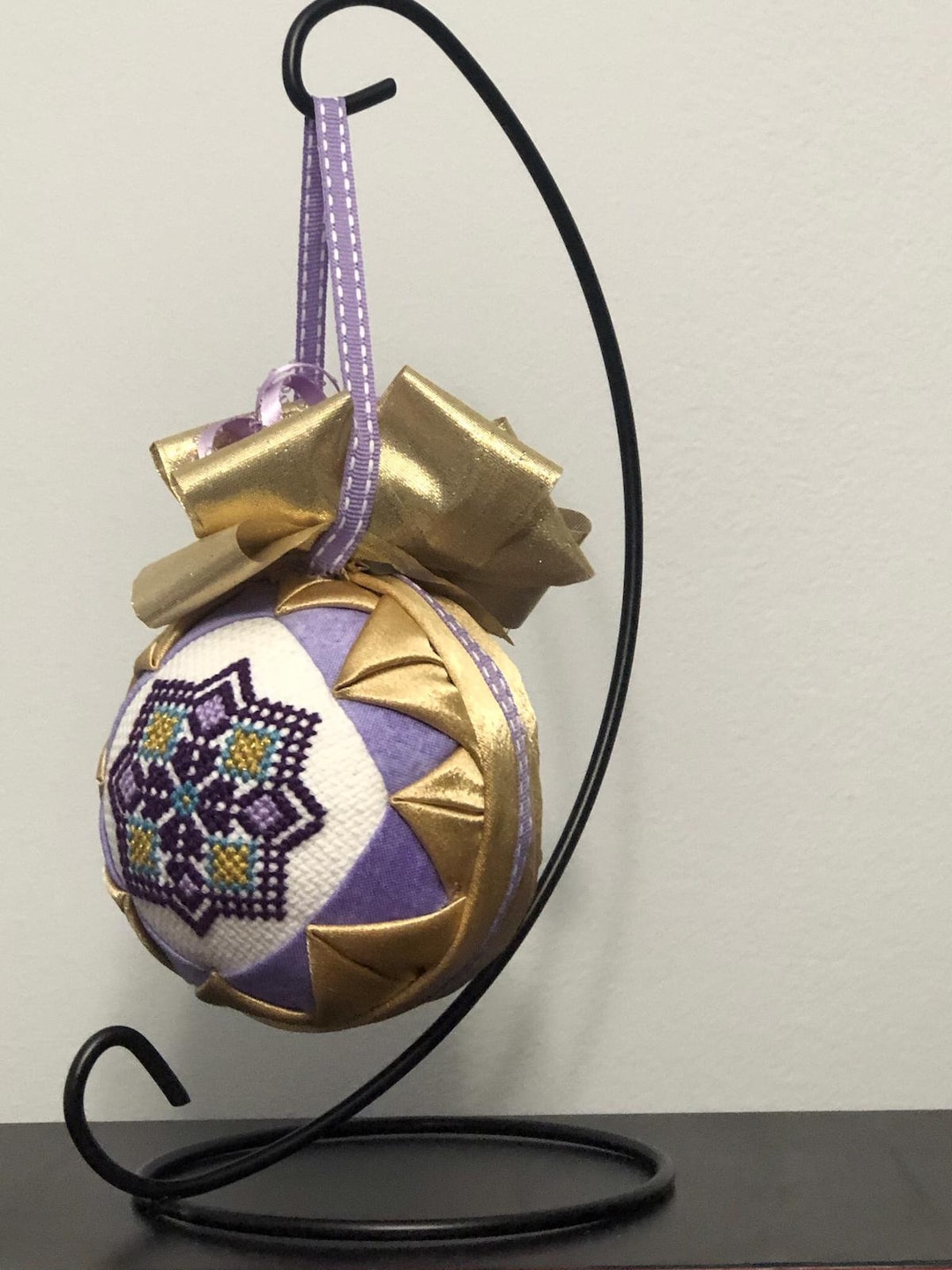 Iron Ornament Stand, Ornament Display Stand, Decorative Stand, Hanging