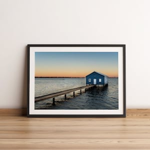 Boot Haus - Perth, Westaustralien, Bootsanleger, Fotografie, Fine Art Poster, Home Prints, Küste, Strand, Sonnenuntergang Foto