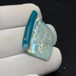 Natural Roman glass - 27.4x18.9x3 mm 15.58 carat - Its Surface Shimmers with a Delicate Granular Texture and Best for Jewellery Making