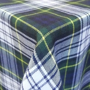 Dress Gordon Tartan Tablecloth, Napkins & Table-Runners