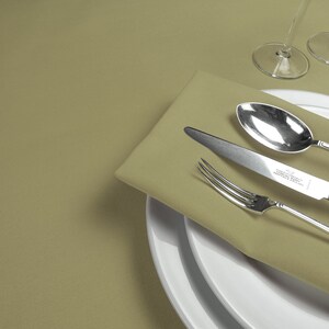 Ivy Green Table Linen