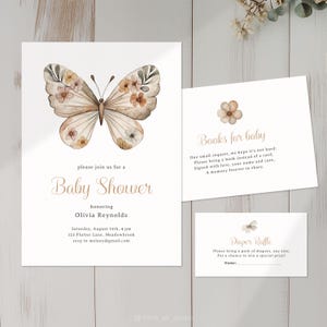Plantilla de invitación para baby shower con diseño de mariposas, libros para bebé y tarjeta para rifa de pañales. Invitación digital bohemia con acuarela floral para niña.