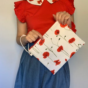 Pochette piatta  ecopelle e tessuto  + porta monete o carte Papaveri rossi
