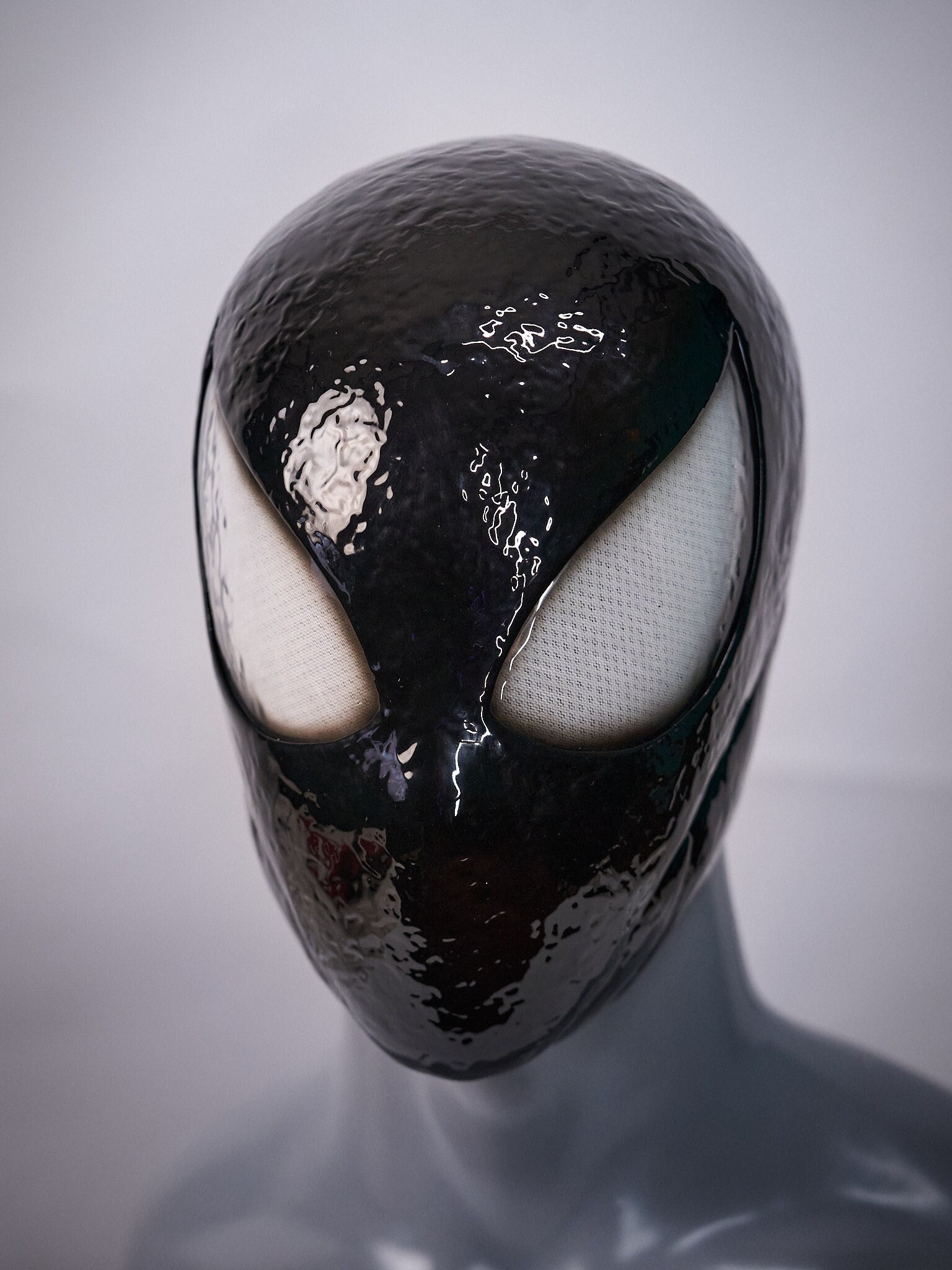 Spider-Man 2 Symbiote Helmet 1:1 PS5 Game Replica