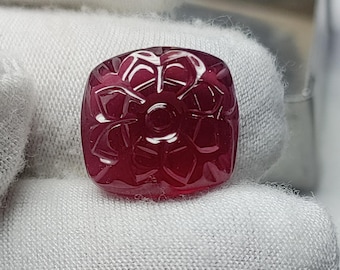 Rubí tallado con fibra de vidrio: forma de cojín, 14 x 14,5 mm