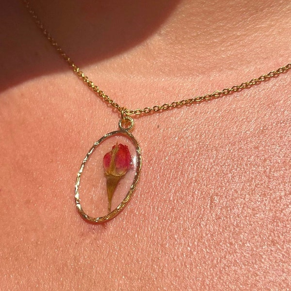 Collier Vraie Rose Rouge Séchée - Chaîne en Acier inoxydable et Pendentif Fleurs Séchées, Résine Cristal Rose Naturelle Bijou Créateur