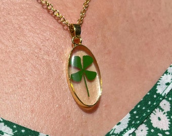 Necklace Real Four Leaf Clover - Gold Stainless Steel Chain and Dried Flower Pendant, Jewel Resin Lucky Luck