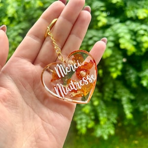 Resin heart keyring and dried flowers - Thank you teacher, unique thank you gift at the end of the school year, best teacher, vinyl