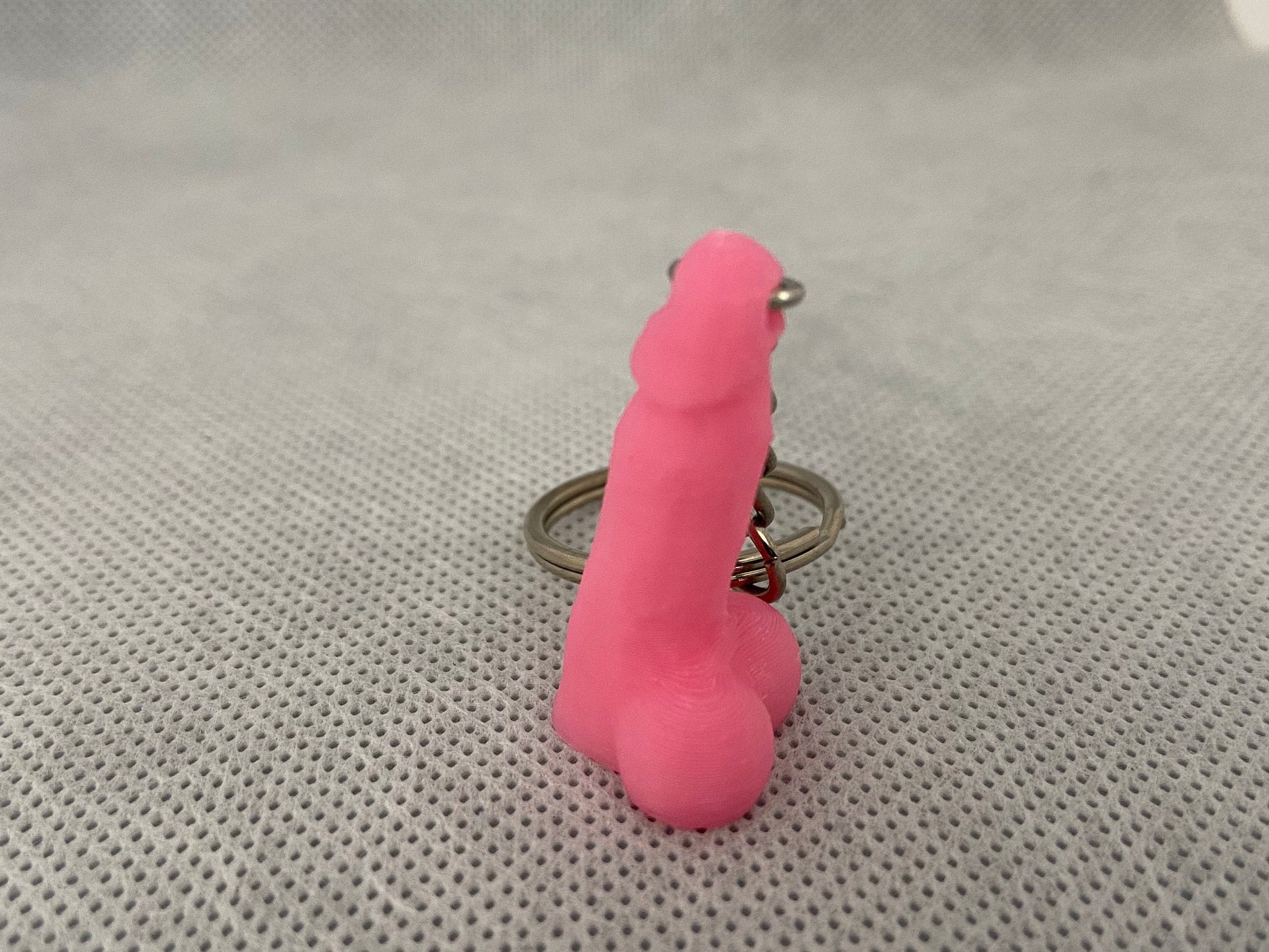 Penis/Willy/D*c/Wiener keyring, fun novelty gift, hen night (10 colours)