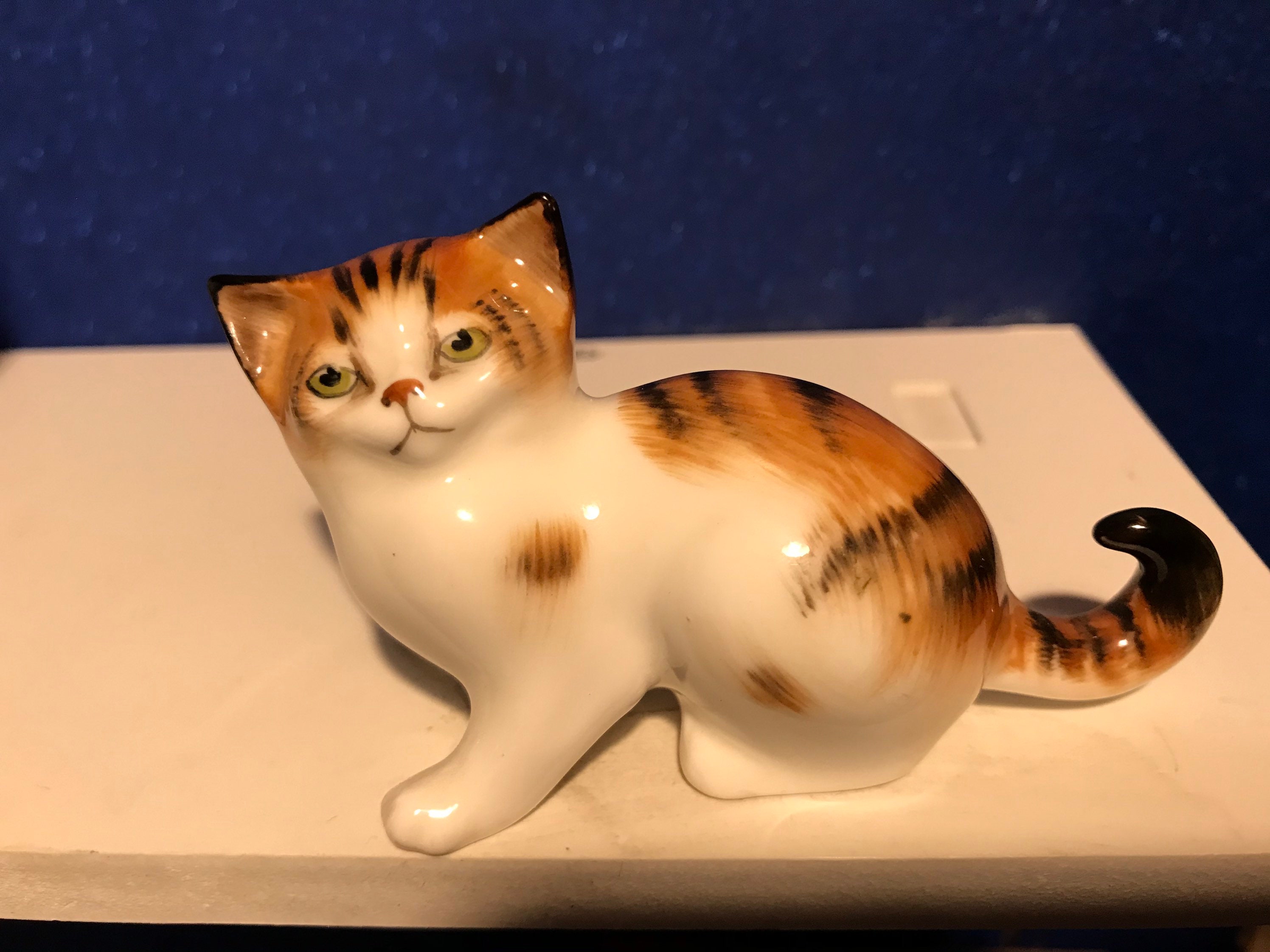 Royal Doulton Cat Figurines for sale Only 3 left at 60