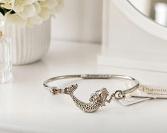 Pomlna Silver Mermaid Bangle Bracelet New