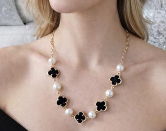 Pomina Gold Navy Pearl Clover Necklace New