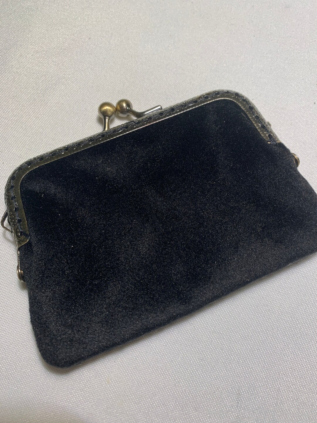 Beautiful People Clasp Pouch