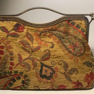 Beautiful Victorian Inspired Kiss Clasp Handbag in a Quality Chenille Fabric reminiscent of a Carpet Bag.