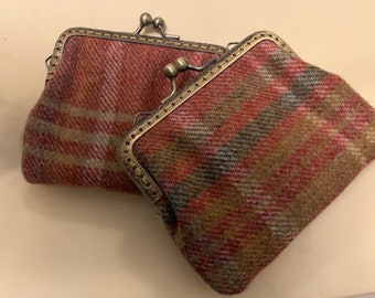 Beautiful Victorian Inspired Kiss cash/credit card purse in a beautiful Yorkshire Tweed tartan fabric