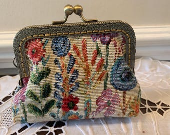 Victorian Inspired Floral Kiss Clasp Purse: Edwardian Inspired Coin & Card Bag
