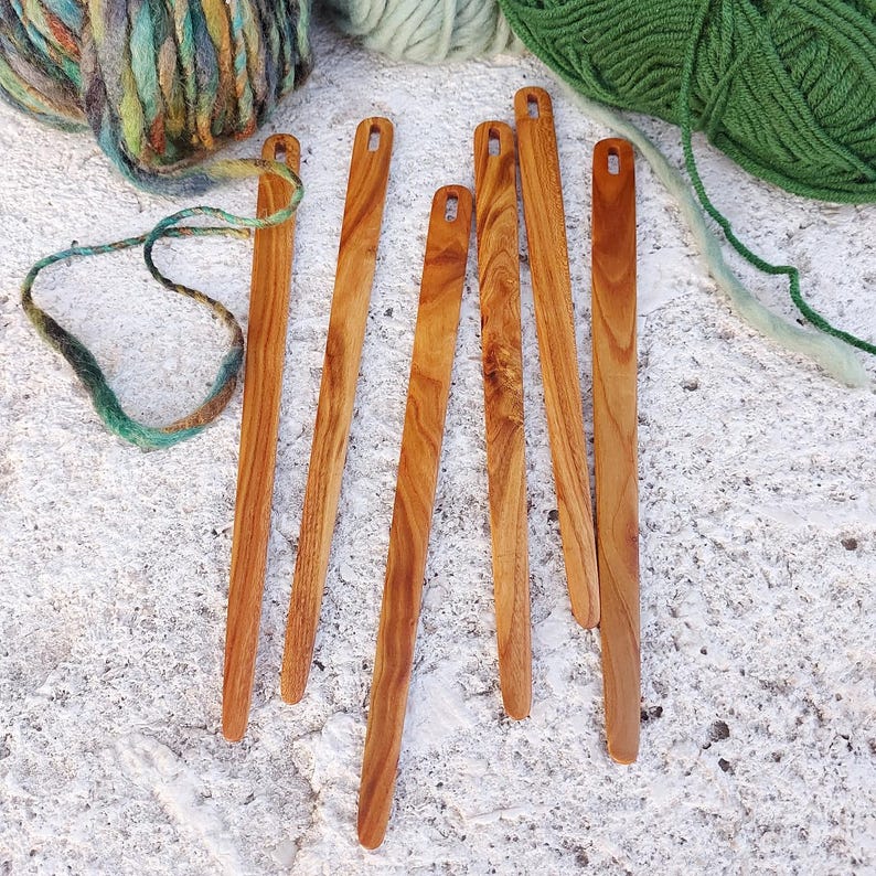 Weaving Needle Almond 3 Sizes Big Eye Tapestry Needles Flat Wooden Weaving Loom Needle image 4