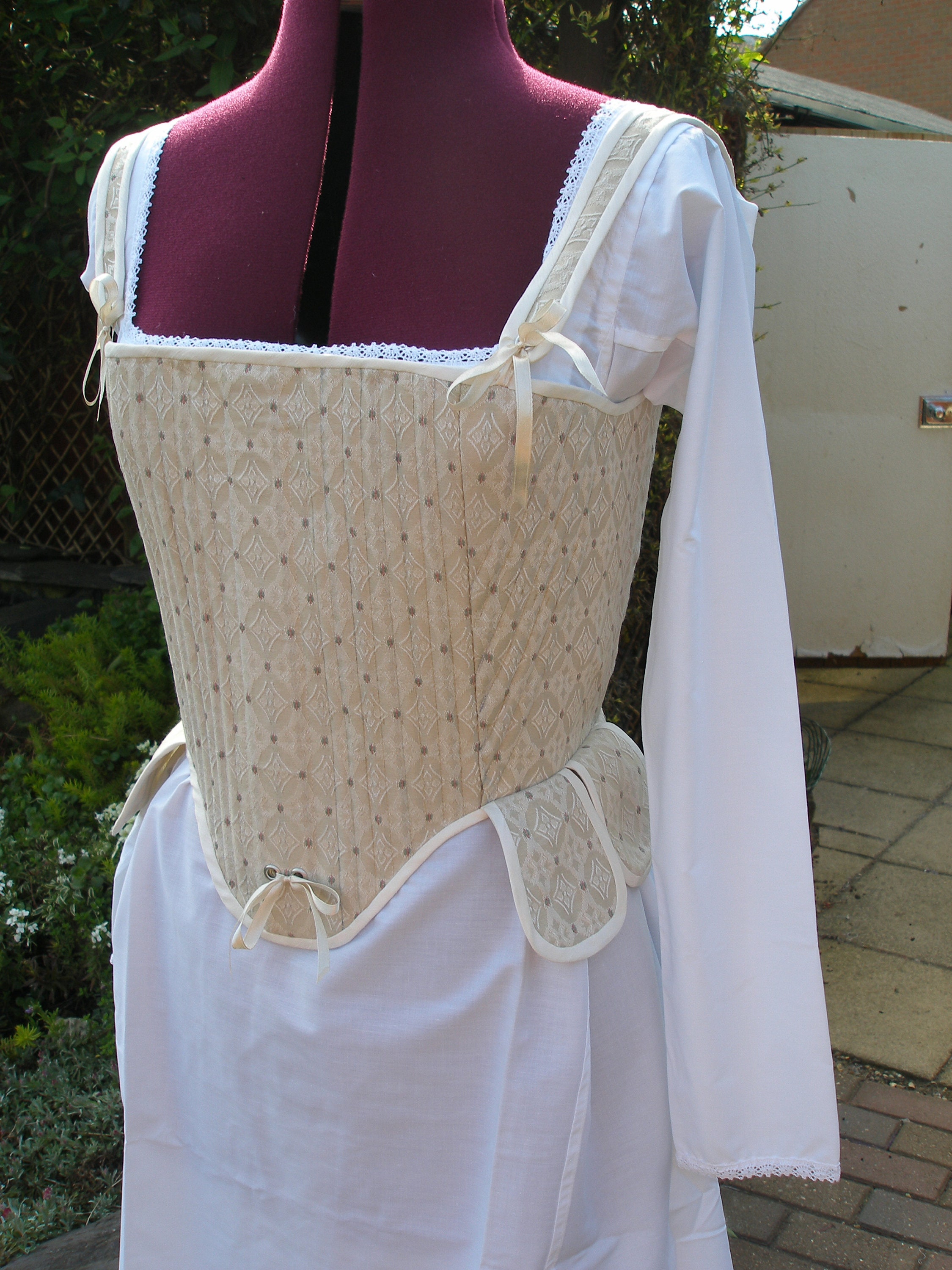 Elizabethan Blouse - Etsy