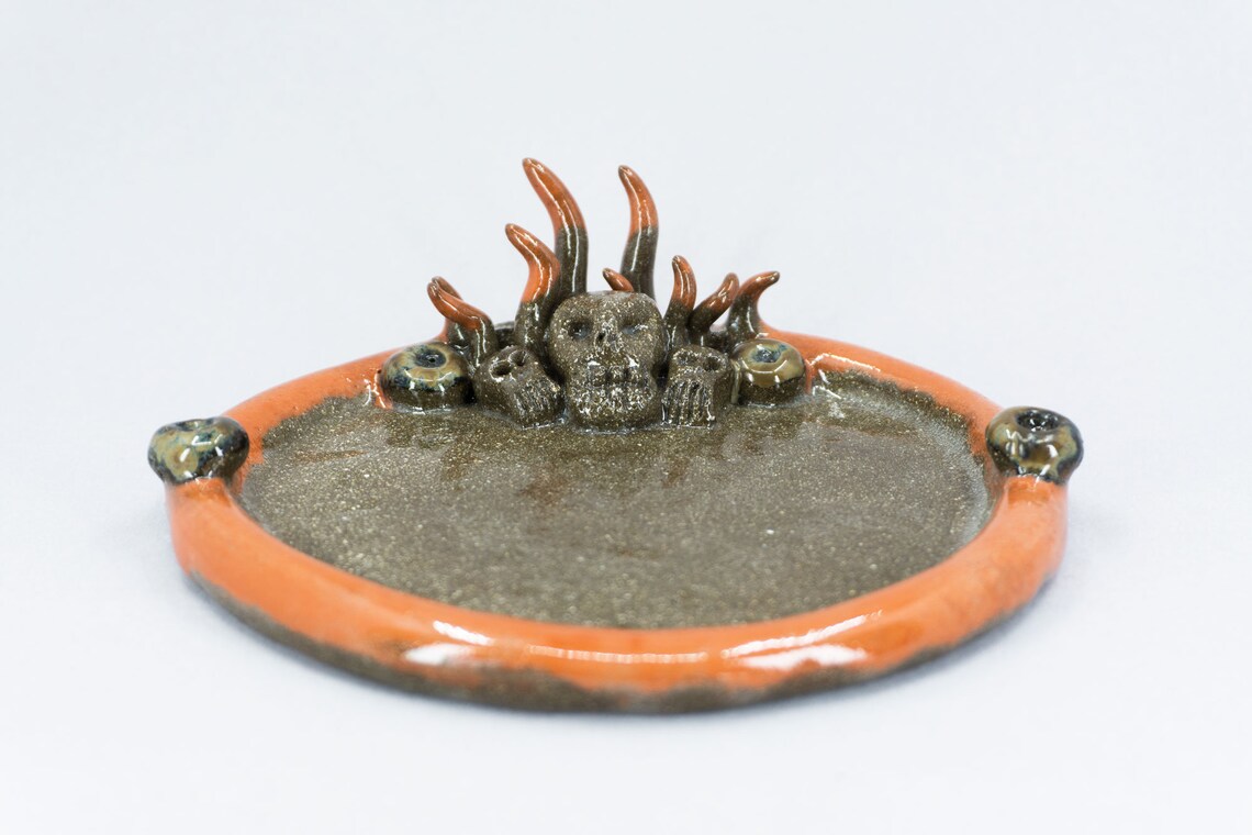 Ceramic Handmade Devil Ashtray ,ceramic Skull Plate, Home Decor Gift