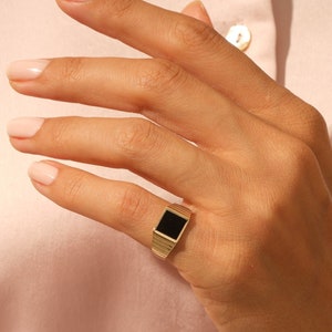 14k Solid Gold Black Signet Ring  / Black Square Pinky Ring / Yellow, Rose, White Gold Signet Ring for Men, Women / Statement Ring