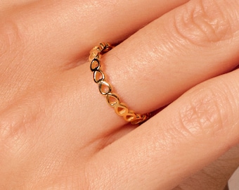 14k Gold Half Eternity Heart Ring / Heart Shaped Everyday Ring / Half Eternity Love Ring / Valentine's Day Gift / Gift for Her