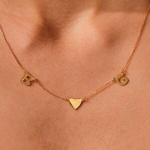 Collar de corazón con doble inicial en oro macizo de 14 quilates, Regalos personalizados, Collar con inicial personalizada de 18 quilates, Regalo personalizado del día de San Valentín