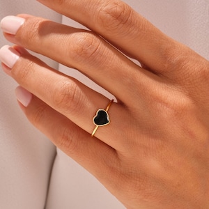 Solid Gold Black Heart Ring / Delicate Stacking Ring for Women / 14K Gold Black Enamel Heart Shape Ring / Gold Pinky Ring