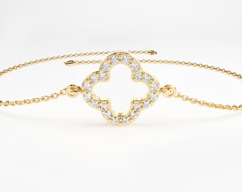 Diamond Clover Bracelet (0.18ct) / 14k Solid Gold Bracelet /  Minimalist Diamond Bracelets for Women / Gift for Her / Valentine's Day Gifts