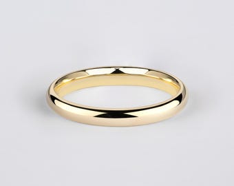18k Yellow Gold Wedding Band: Classic Dome, Polished 3mm