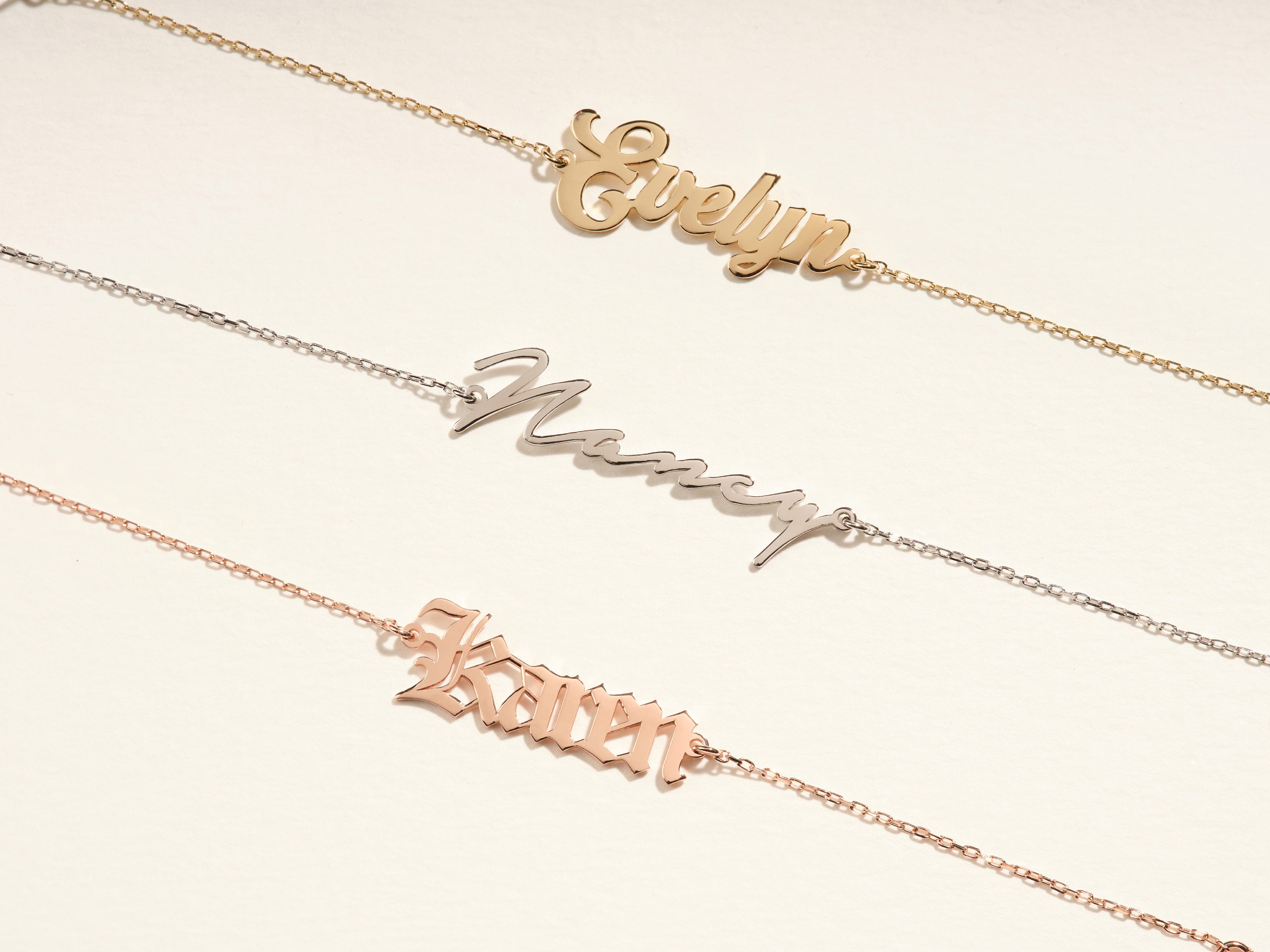 14K ソリッド ゴールド ネーム ブレスレット / ゴールド ネーム 14K ソリッド ゴールド ネーム ブレスレット / ゴールド ネーム