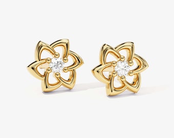 Floral Diamond Stud Earrings / 14k Gold Diamond Earrings for Women / Flower Diamond Studs / White Natural Diamond Earrings