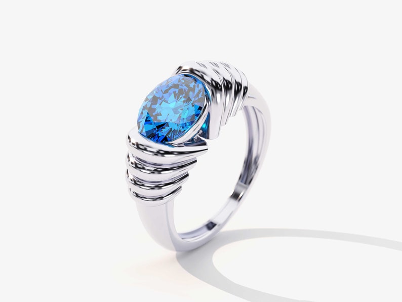 14k Gold Birthstone Signet Ring / Statement Ring for Women / Heirloom Ring / Garnet Gemstone Ring for Her image 7