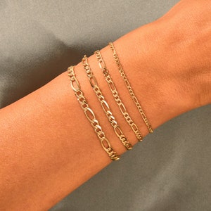 14k Gold Italian Figaro Chain Bracelet / Sleek Minimalist Bracelet For Her / Link Chain Gold Bracelet Women / 2.5mm Figaro Layering Bracelet