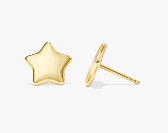 Kolczyki w kształcie gwiazdek ze złota 14k / Kolczyki z prawdziwego złota 14k / Minimalistyczne kolczyki w kształcie gwiazdek / Złote kolczyki dla kobiet / Płaskie kolczyki w kształcie gwiazdek