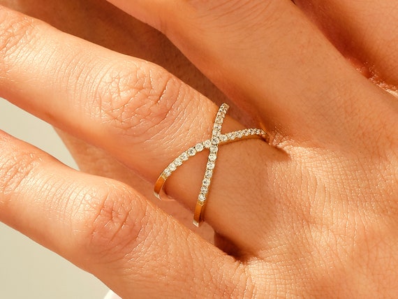 Criss Cross Ring / 14k Gold Diamond Criss Cross Ring / Statement