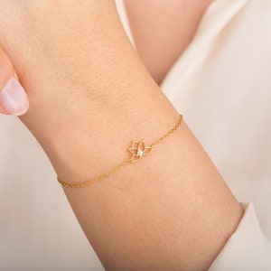 14k Gold Diamond Lotus Bracelet / Dainty Bracelet /  Minimalist Diamond Bracelets for Women / Valentine's Day Gift for Her