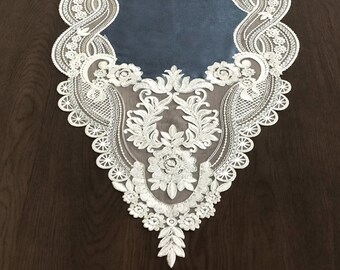 Floral Embroidery Lace Velvet Table Runner Set: Luxury Dining Decor
