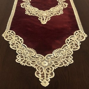 Esra Floral Europeo Vintage Bordado Encaje Terciopelo Lujo Premium Camino de Mesa Manteles Individuales Juego de 5 Piezas Muebles, Sala de Estar, Decoración de Comedor