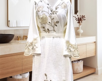 Floral Embroidered Bamboo Bathrobe: Handmade Turkish Cotton Lounge Robe