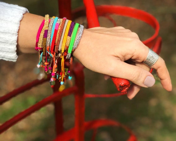Sukriti Designer Bollywood Stylish Silk Thread Metal Bracelet Bangles –  Sukriti Store
