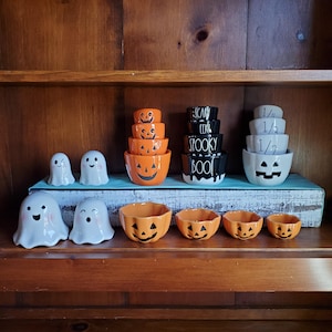 Halloween Measuring Cups - Ghosts, Pumpkins, Oozing drip. Choose Your Enchanted Set!