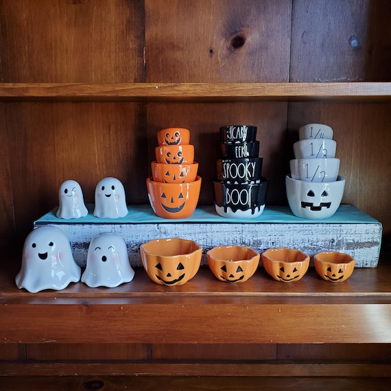 Halloween Measuring Cups - Ghosts, Pumpkins, Oozing drip. Choose Your Enchanted Set!