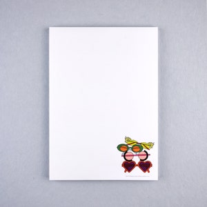 Notitieblok A5 / blanco / 50 vellen / illustratie zonnebrilmotief