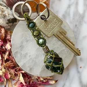 Einzigartiger Baumachat Makramee Schlüsselhalter, Handgefertigte Perlen Schlüsselanhänger, Heilender Kristall, Boho Schlüsselanhänger, Natürlicher Edelstein, Artisan Design, Geschenkidee