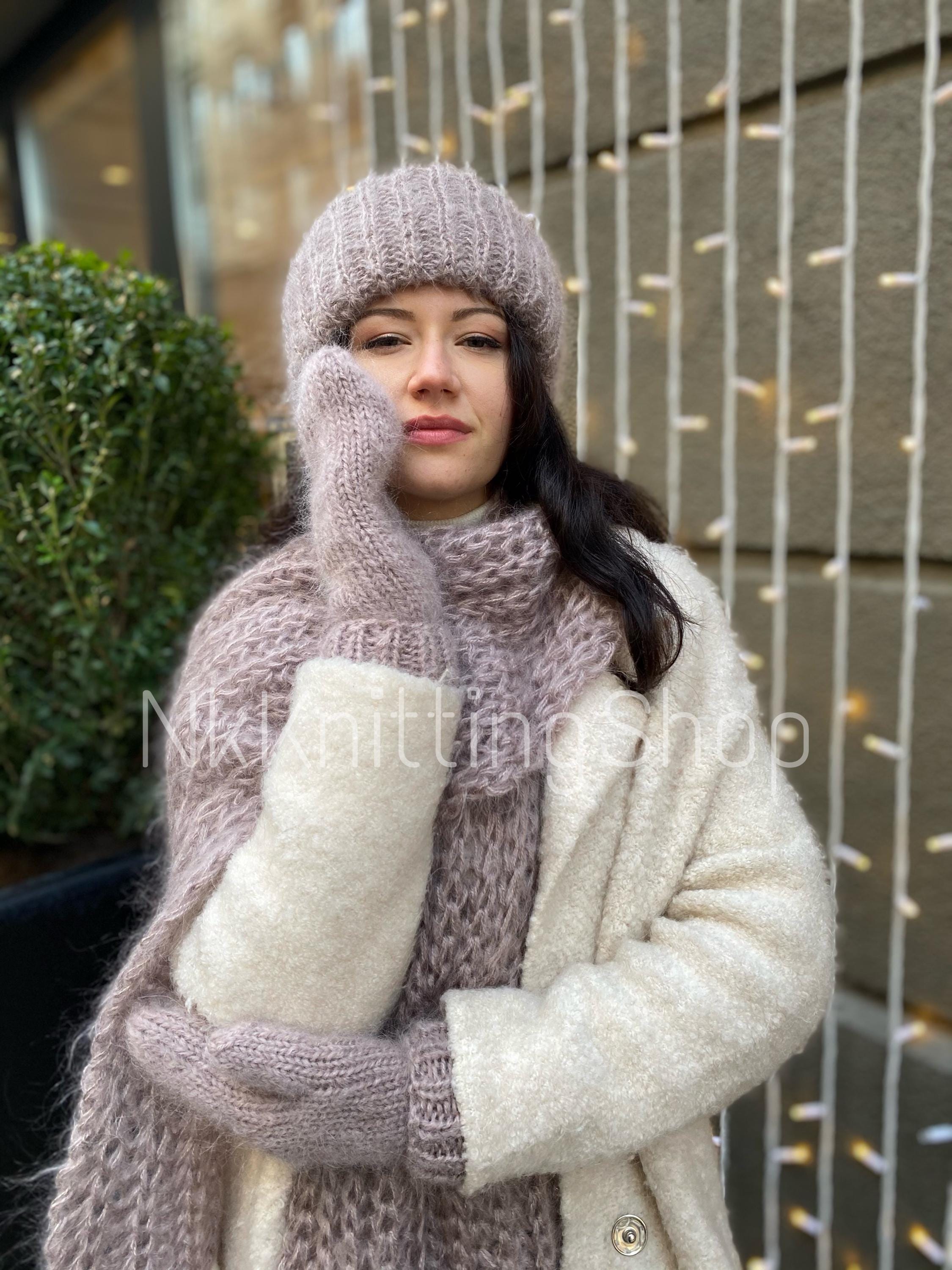 Écharpe Et Bonnet D'occasion Pour Femme - Couleur Orange - Ensemble Sans Marque En Bon état