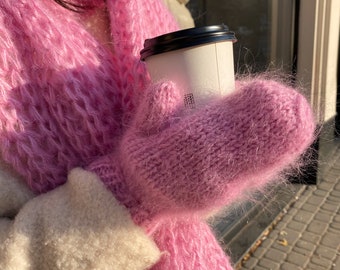 Mohair mittens, Pink fluffy mittens, Womens knit mittens, Luxury mittens, Winter mittens, Upcycled mittens, Beige mittens, Hat mittens set